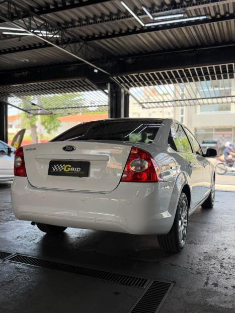 FORD Focus Sedan 1.6 SE 16V 4P FLEX, Foto 8