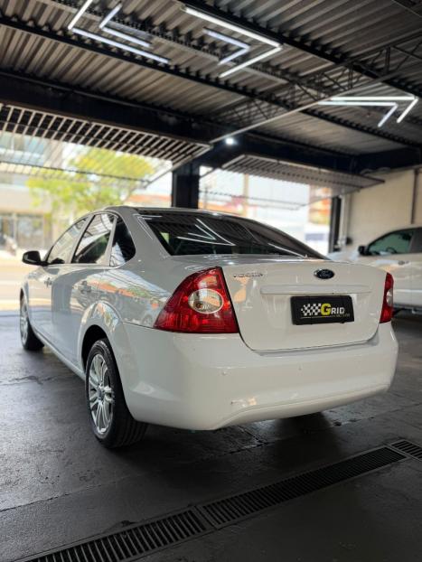FORD Focus Sedan 1.6 SE 16V 4P FLEX, Foto 10