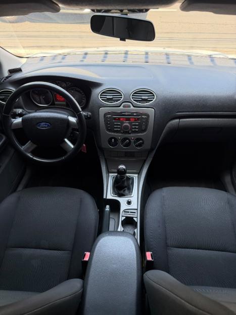 FORD Focus Sedan 1.6 SE 16V 4P FLEX, Foto 14