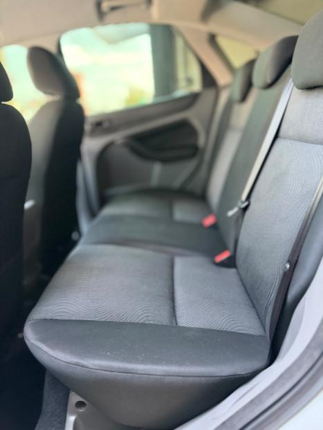 FORD Focus Sedan 1.6 SE 16V 4P FLEX, Foto 17