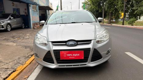 FORD Focus Sedan 2.0 16V 4P FLEX SE PLUS FASTBACK POWERSHIFT AUTOM�TICO, Foto 2