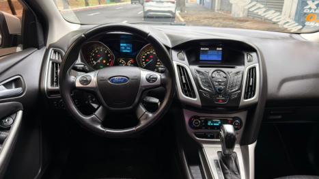 FORD Focus Sedan 2.0 16V 4P FLEX SE PLUS FASTBACK POWERSHIFT AUTOM�TICO, Foto 15