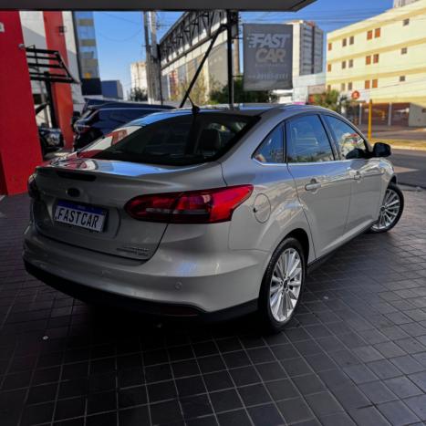 FORD Focus Sedan 2.0 16V 4P FLEX TITANIUM PLUS POWERSHIFT AUTOMTICO, Foto 5
