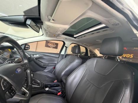 FORD Focus Sedan 2.0 16V 4P FLEX TITANIUM PLUS FASTBACK POWERSHIFT AUTOM�TICO, Foto 13