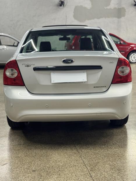 FORD Focus Sedan 2.0 16V 4P FLEX TITANIUM AUTOM�TICO, Foto 3