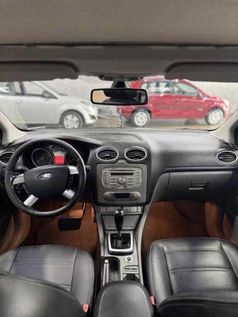 FORD Focus Sedan 2.0 16V 4P FLEX TITANIUM AUTOM�TICO, Foto 11