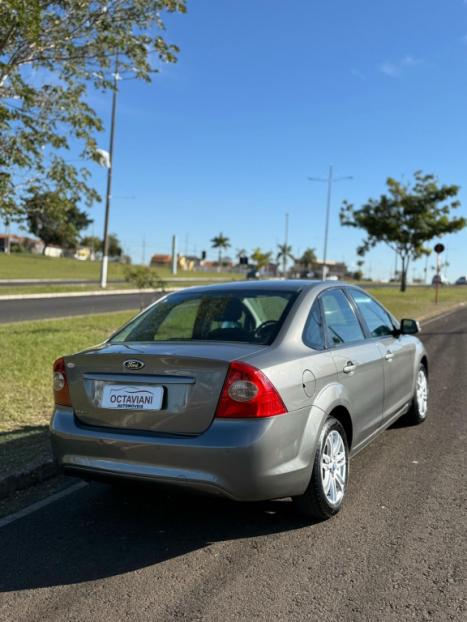 FORD Focus Sedan 2.0 16V 4P FC FLEX AUTOM�TICO, Foto 7