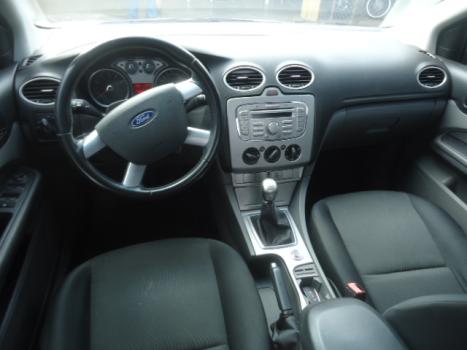 FORD Focus Sedan 2.0 16V 4P GLX FLEX, Foto 4
