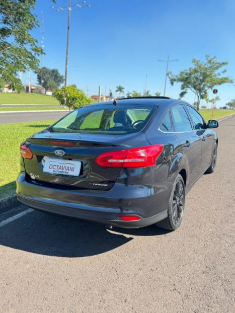 FORD Focus Sedan 2.0 16V 4P FLEX TITANIUM PLUS FASTBACK POWERSHIFT AUTOM�TICO, Foto 7