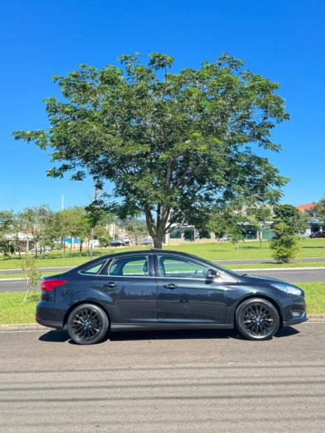 FORD Focus Sedan 2.0 16V 4P FLEX TITANIUM PLUS FASTBACK POWERSHIFT AUTOM�TICO, Foto 8