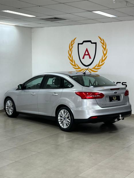 FORD Focus Sedan 2.0 16V 4P FLEX SE FASTBACK POWERSHIFT AUTOM�TICO, Foto 8