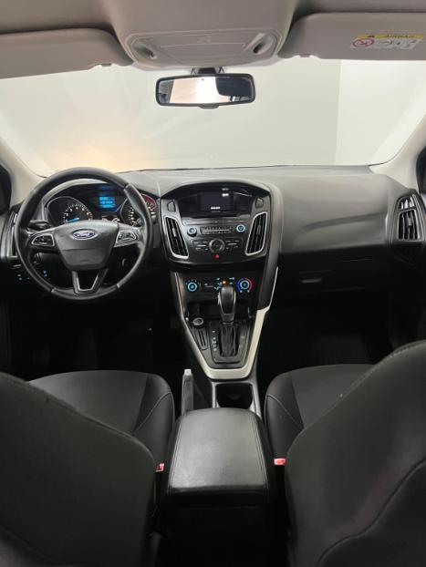 FORD Focus Sedan 2.0 16V 4P FLEX SE FASTBACK POWERSHIFT AUTOM�TICO, Foto 9
