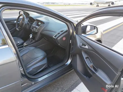 FORD Focus Sedan 2.0 16V 4P FLEX TITANIUM FASTBACK POWERSHIFT AUTOM�TICO, Foto 7