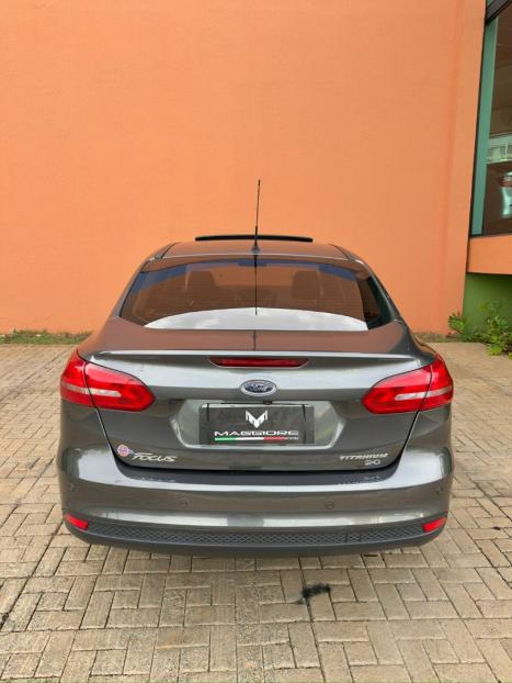 FORD Focus Sedan 2.0 16V 4P FLEX TITANIUM PLUS POWERSHIFT AUTOM�TICO, Foto 10
