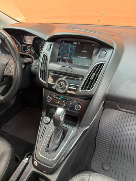 FORD Focus Sedan 2.0 16V 4P FLEX TITANIUM PLUS POWERSHIFT AUTOM�TICO, Foto 14
