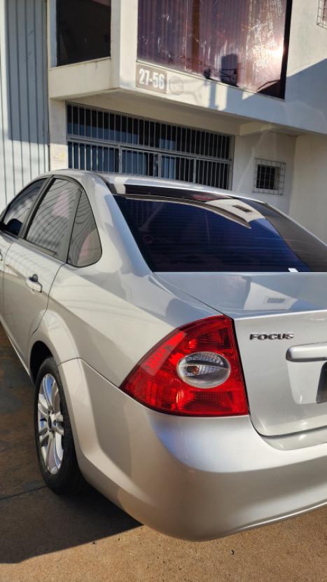 FORD Focus Sedan 2.0 16V 4P FC FLEX AUTOM�TICO, Foto 3