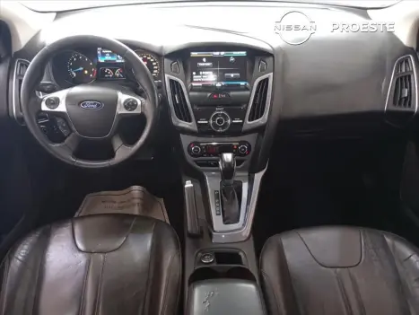FORD Focus Sedan 2.0 16V 4P FLEX TITANIUM AUTOM�TICO, Foto 6