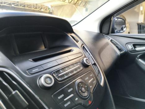 FORD Focus Sedan 2.0 16V 4P FLEX SE PLUS FASTBACK POWERSHIFT AUTOM�TICO, Foto 10