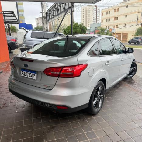 FORD Focus Sedan 2.0 16V 4P FC FLEX AUTOM�TICO, Foto 5