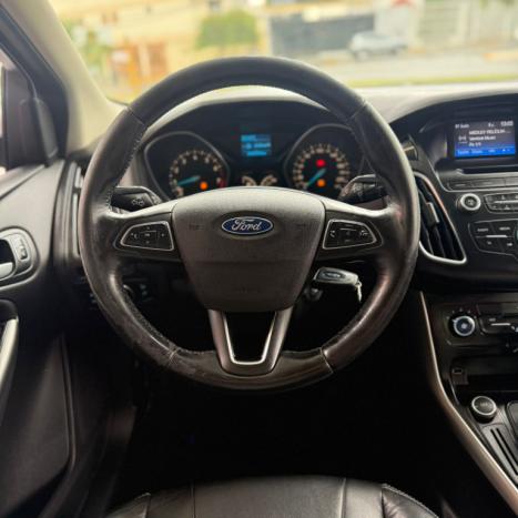 FORD Focus Sedan 2.0 16V 4P FC FLEX AUTOM�TICO, Foto 15