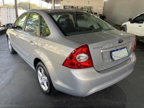 FORD Focus Sedan 2.0 16V 4P GLX FLEX AUTOM�TICO, Foto 6