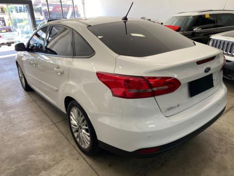 FORD Focus Sedan 2.0 16V 4P FLEX SE POWERSHIFT AUTOM�TICO, Foto 3