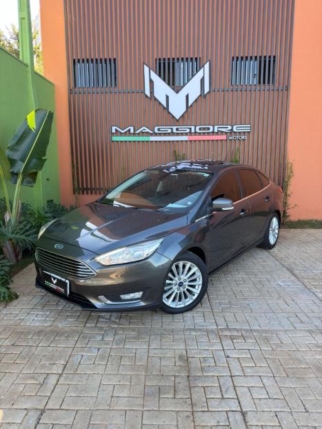 FORD Focus Sedan 2.0 16V 4P FLEX TITANIUM PLUS POWERSHIFT AUTOM�TICO, Foto 7