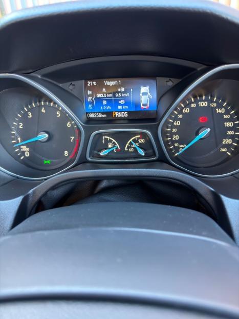 FORD Focus Sedan 2.0 16V 4P FLEX TITANIUM PLUS POWERSHIFT AUTOM�TICO, Foto 17