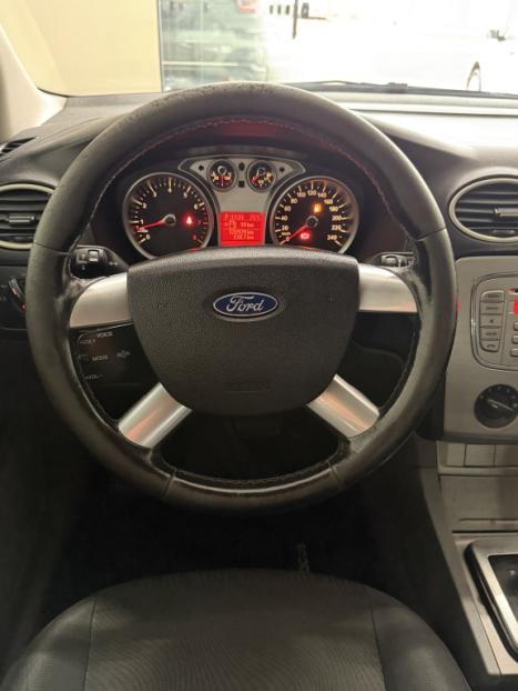 FORD Focus Sedan 2.0 16V 4P FC FLEX AUTOM�TICO, Foto 9