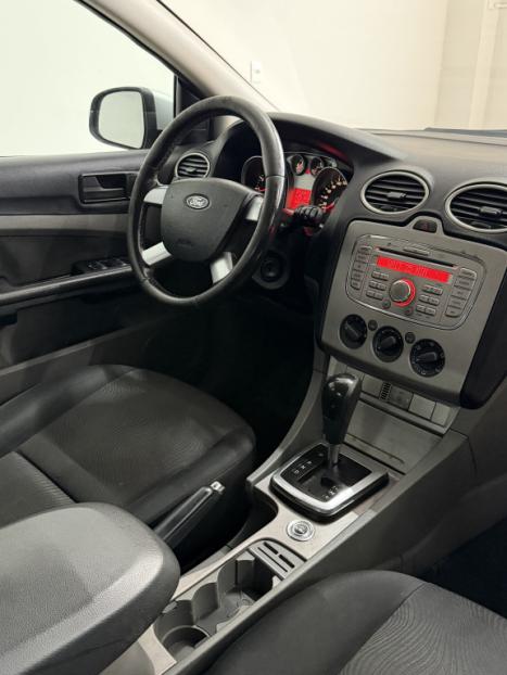 FORD Focus Sedan 2.0 16V 4P FC FLEX AUTOM�TICO, Foto 13
