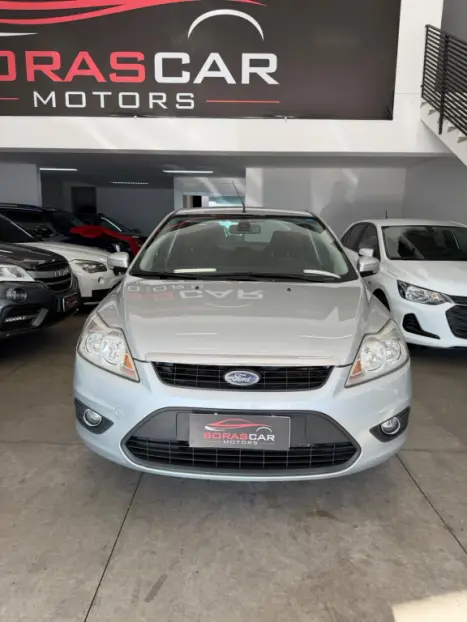 FORD Focus Sedan 2.0 16V 4P, Foto 7