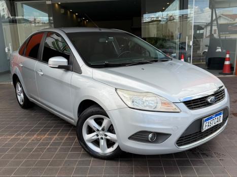 FORD Focus Sedan 2.0 16V 4P GLX AUTOMÁTICO, Foto 1