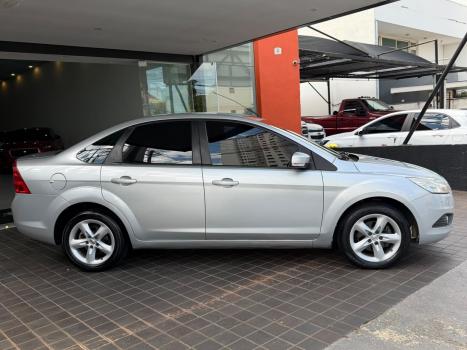 FORD Focus Sedan 2.0 16V 4P GLX AUTOMÁTICO, Foto 3