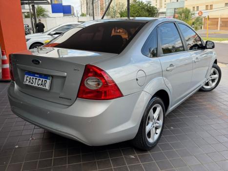 FORD Focus Sedan 2.0 16V 4P GLX AUTOMÁTICO, Foto 5