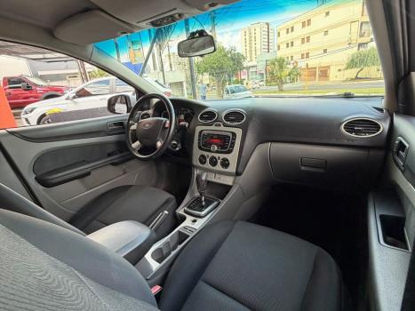 FORD Focus Sedan 2.0 16V 4P GLX AUTOMÁTICO, Foto 13