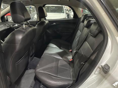 FORD Focus Sedan 2.0 16V 4P FLEX SE POWERSHIFT AUTOMÁTICO, Foto 7