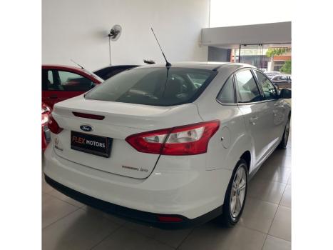 FORD Focus Sedan 2.0 16V 4P FLEX S POWERSHIFT AUTOMÁTICO, Foto 4