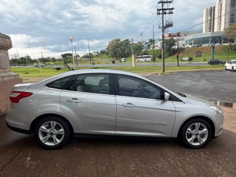 FORD Focus Sedan 2.0 16V 4P FLEX S POWERSHIFT AUTOMÁTICO, Foto 6