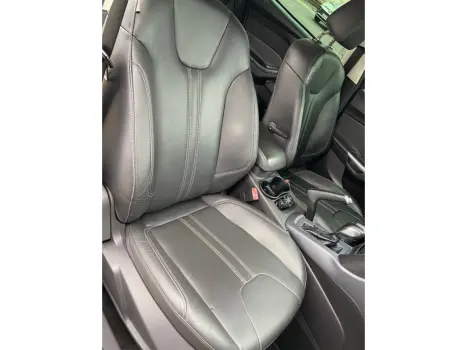 FORD Focus Sedan 2.0 16V 4P FLEX TITANIUM POWERSHIFT AUTOMÁTICO, Foto 17