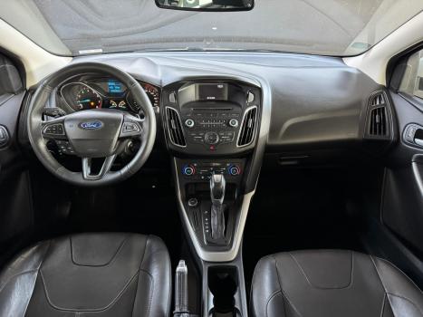 FORD Focus Sedan , Foto 11