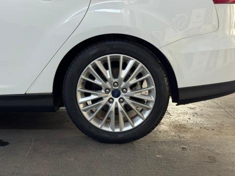 FORD Focus Sedan , Foto 18