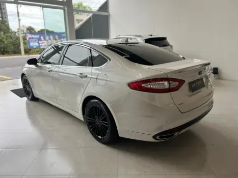 FORD Fusion 2.0 16V 4P ECOBOOST TURBO TITANIUM AWD AUTOM�TICO, Foto 3