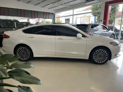 FORD Fusion 2.0 4P 16V TITANIUM AWD AUTOM�TICO, Foto 3