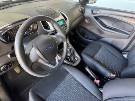 FORD Ka Hatch 1.0 12V 4P FLEX TI-VCT SE PLUS, Foto 10 FORD Ka Hatch 1.0 12V 4P FLEX TI-VCT SE PLUS, Foto 10