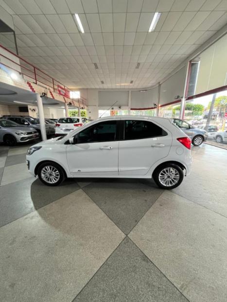 FORD Ka Hatch 1.5 12V 4P FLEX TI-VCT TITANIUM AUTOMÁTICO, Foto 8