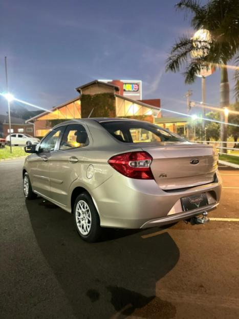 FORD Ka + Sedan 1.5 12V 4P FLEX TI-VCT SEL, Foto 3