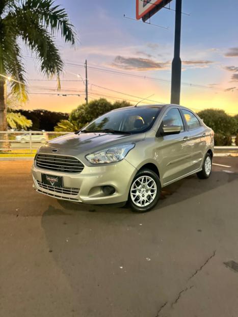 FORD Ka + Sedan 1.5 12V 4P FLEX TI-VCT SEL, Foto 8