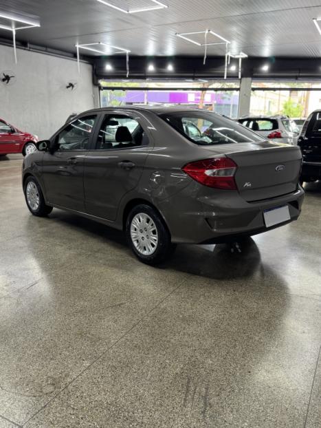 FORD Ka + Sedan 1.5 12V 4P FLEX TI-VCT SE PLUS AUTOM�TICO, Foto 11