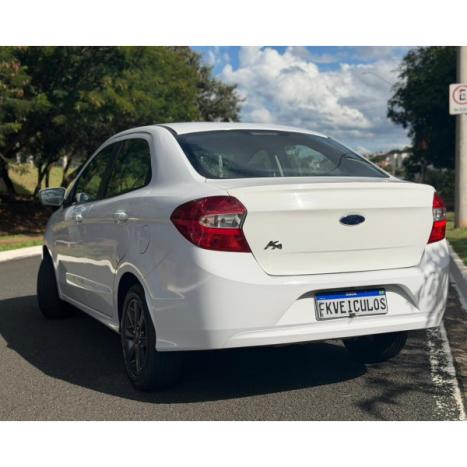 FORD Ka + Sedan 1.5 12V 4P FLEX TI-VCT SE AUTOM�TICO, Foto 6