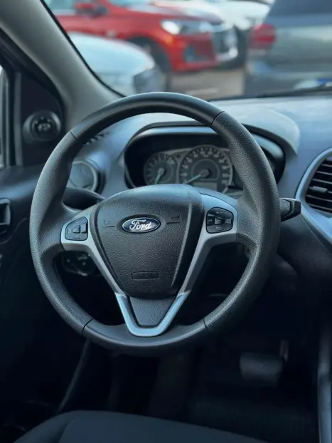 FORD Ka + Sedan 1.5 12V 4P FLEX TI-VCT SE PLUS AUTOM�TICO, Foto 10